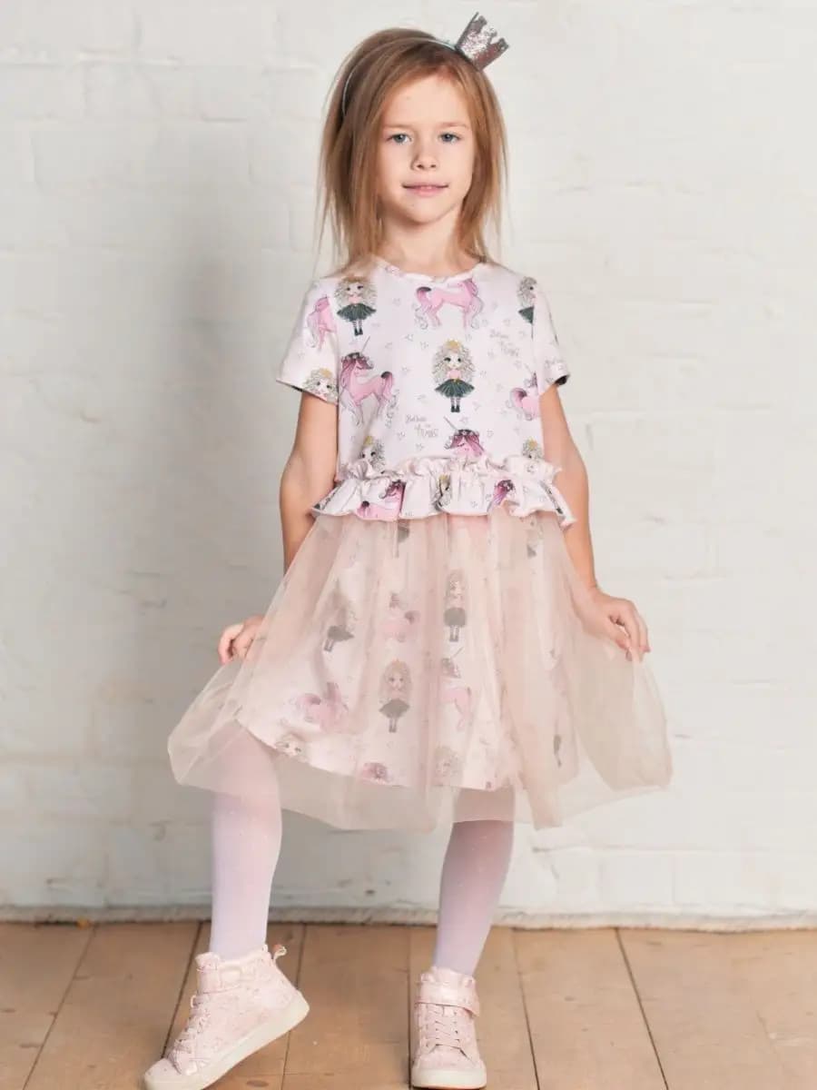 Платье с фатином