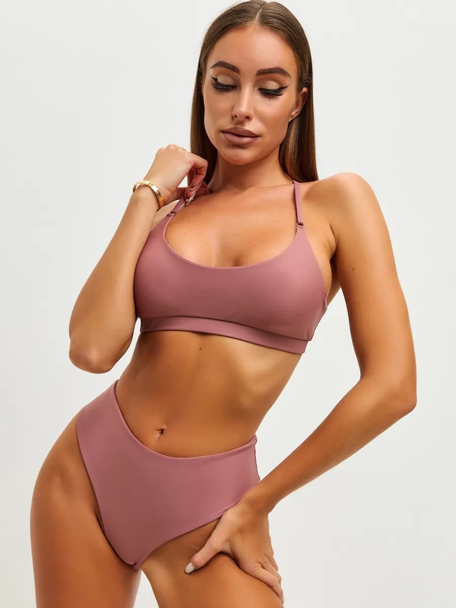 Плавки высокие бразилиана купальные для пляжа трусы