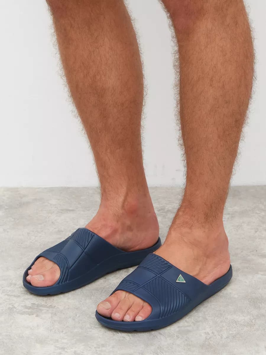 Резиновые сланцы