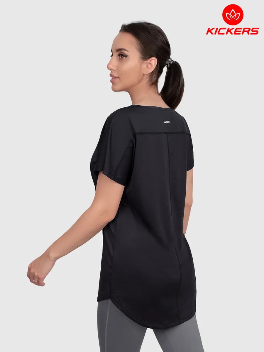 Спортивная удлиненная футболка