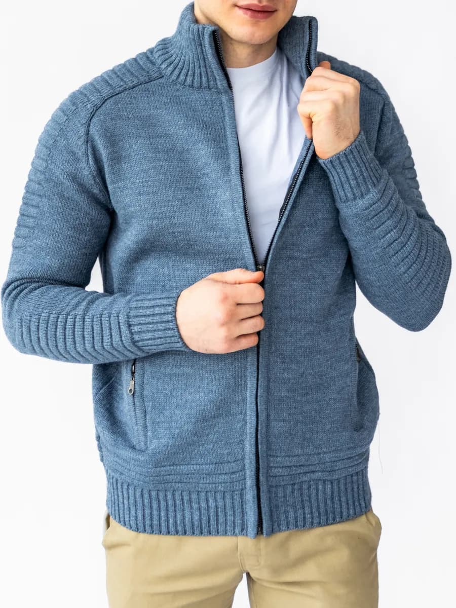 Свитер с горлом на молнии тёплый