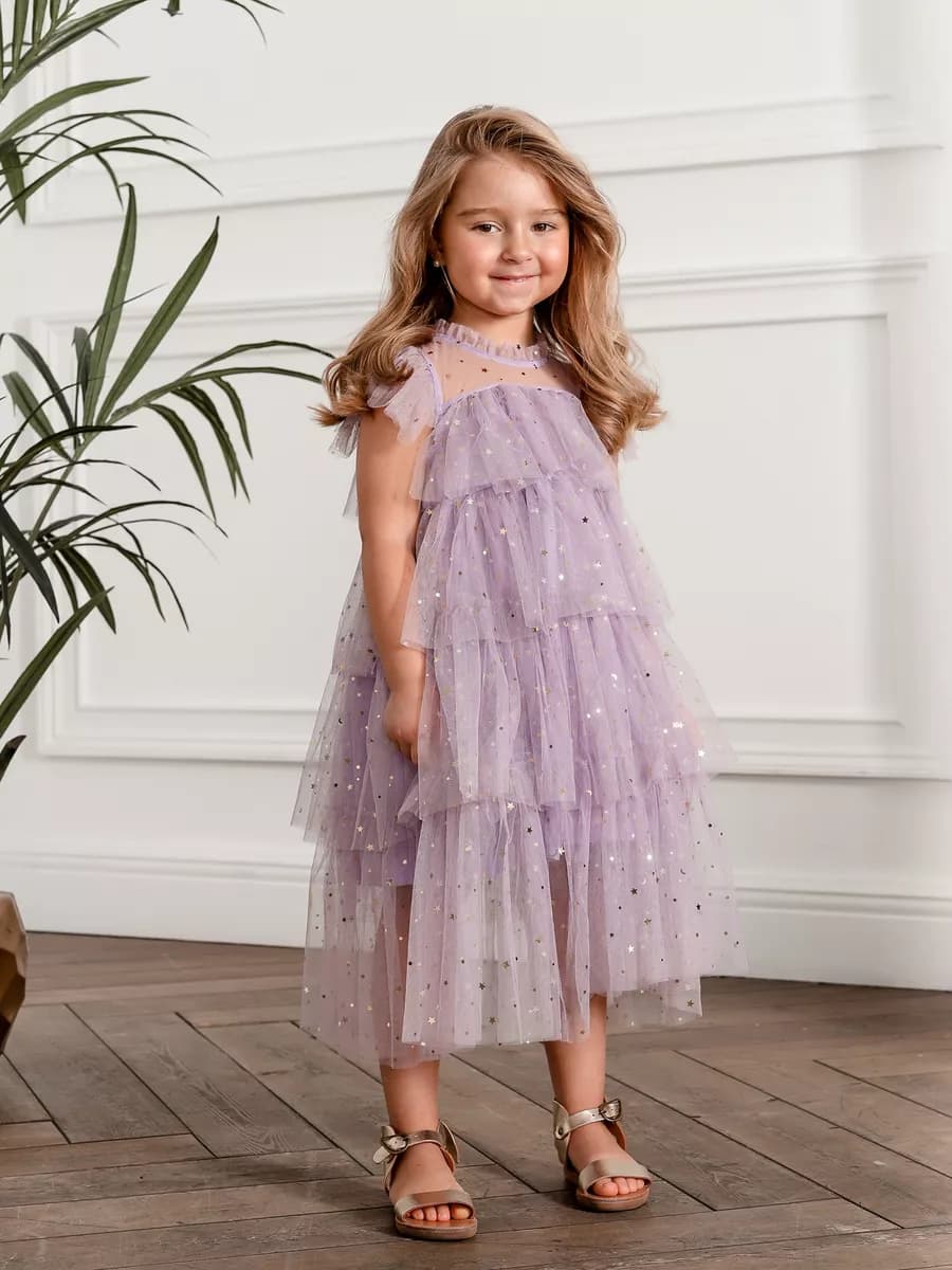 Платье нарядное пышное на праздник 8 Марта