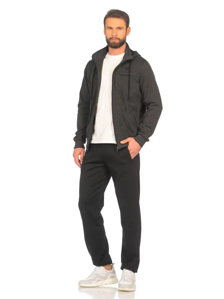 Костюм спортивный