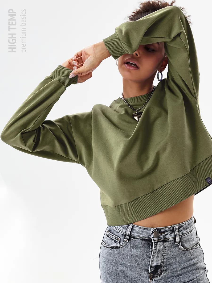 Укороченный кроп-свитшот оверсайз