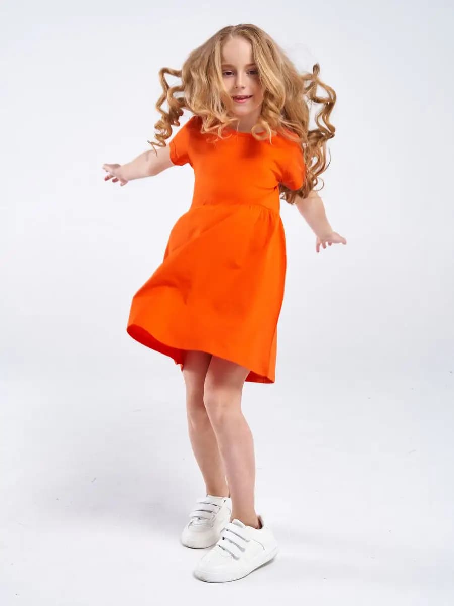 Трикотажное платье для девочки в садик или для дома