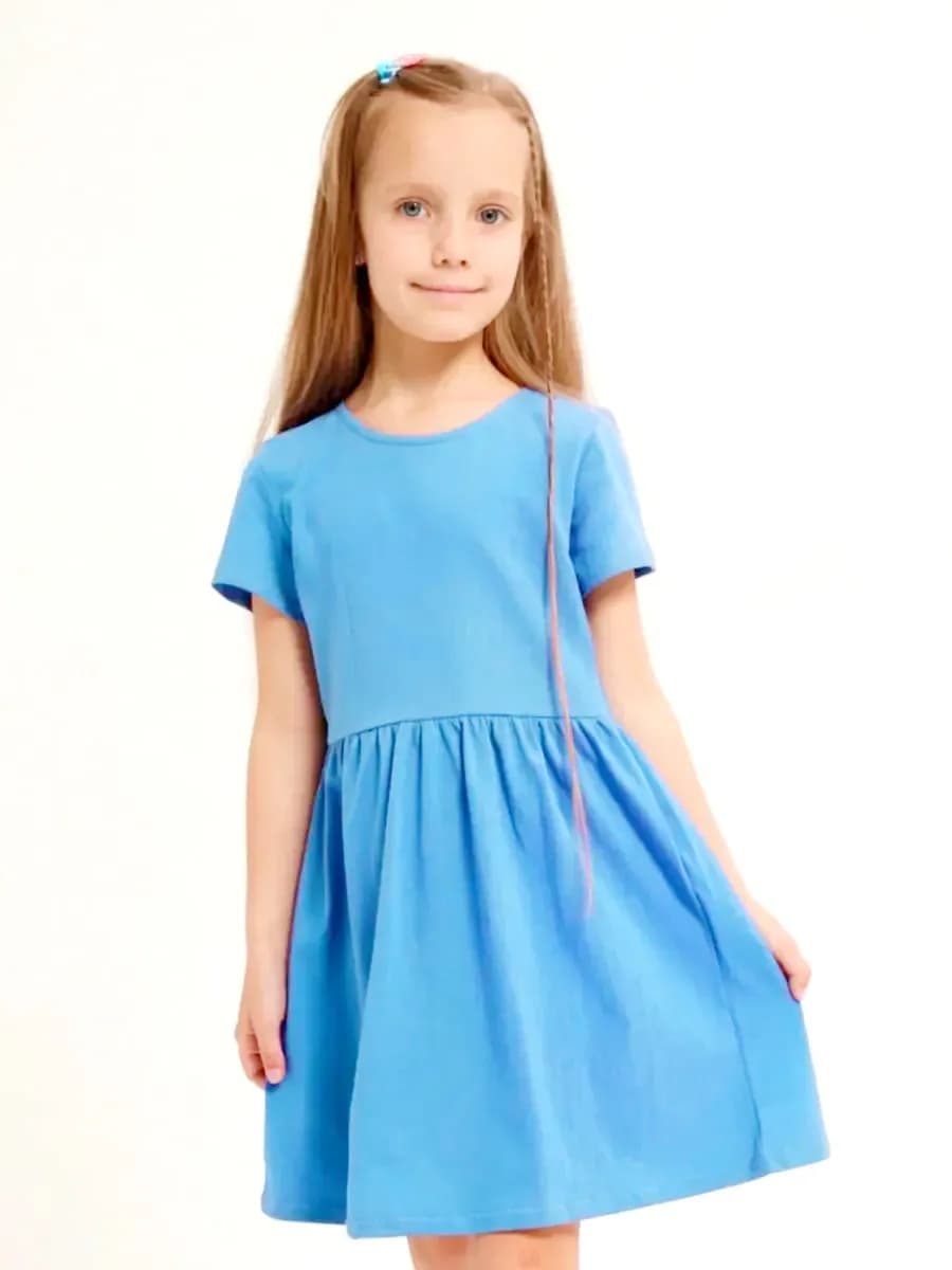 Трикотажное платье в садик