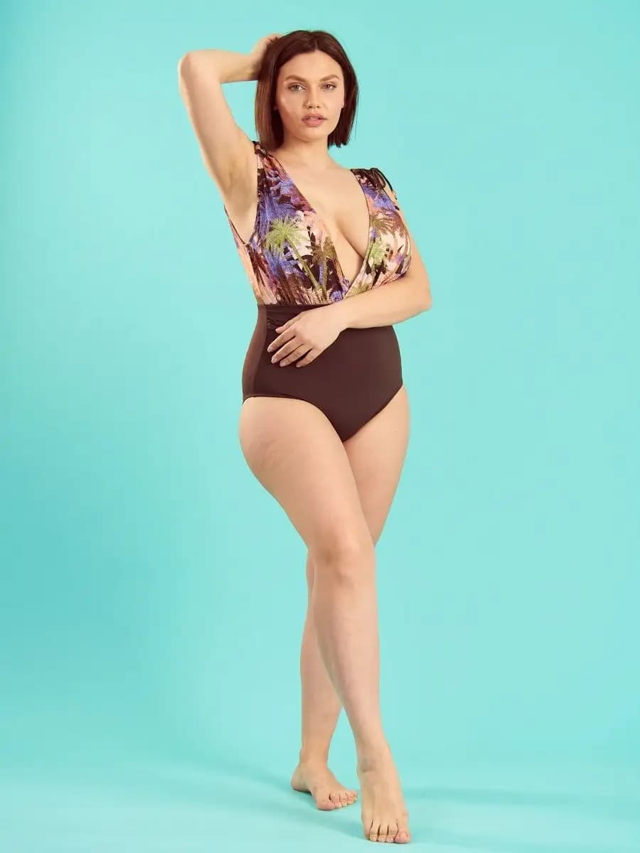 Купальник слитный спортивный