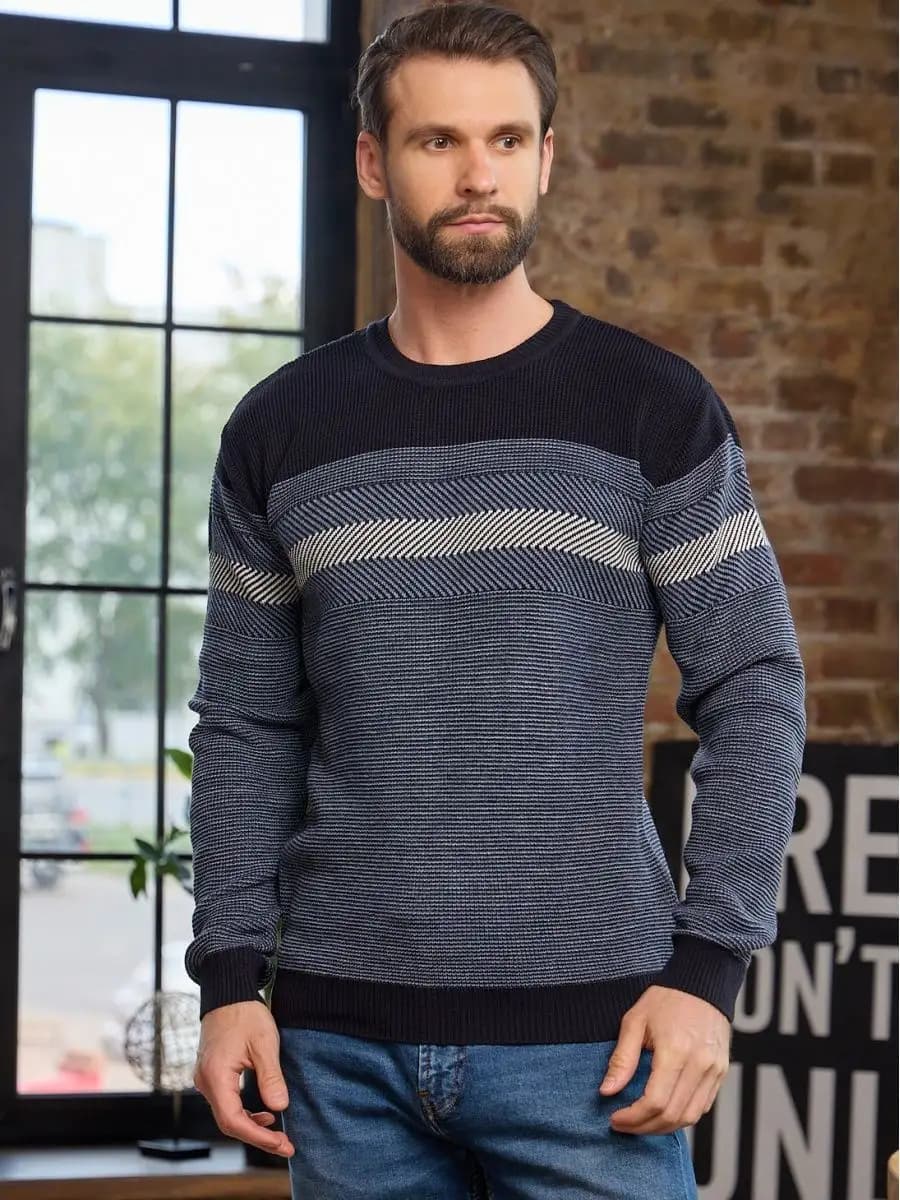 Джемпер вязаный