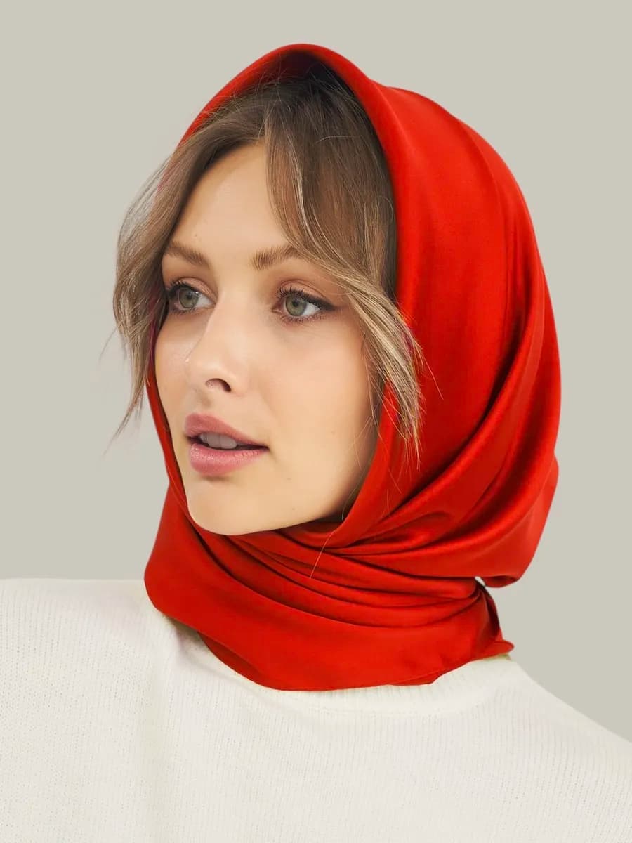 Шелковый платок на голову, косынка на шею