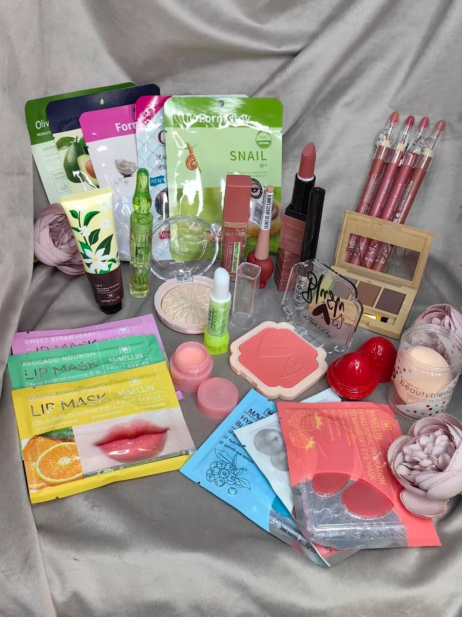 набор косметики подарочный