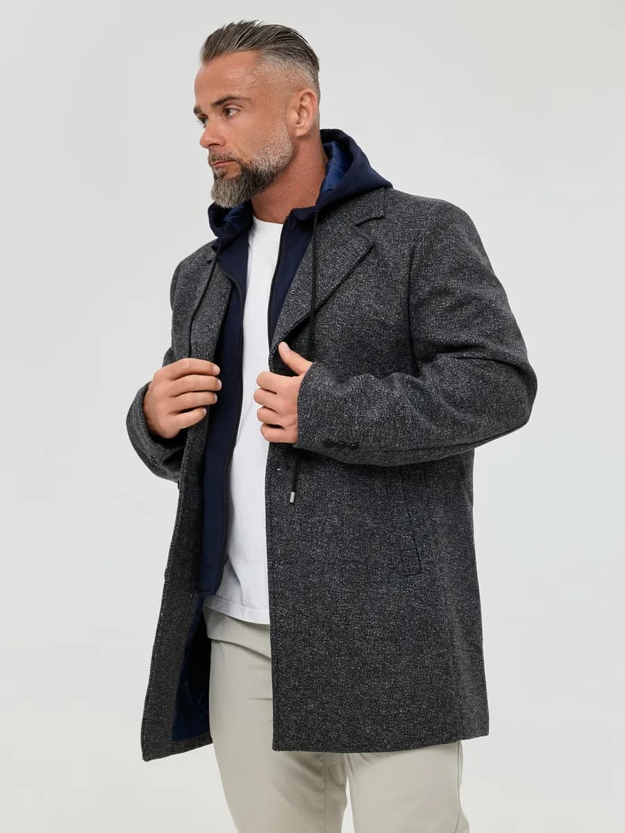 Шерстяное пальто с капюшоном