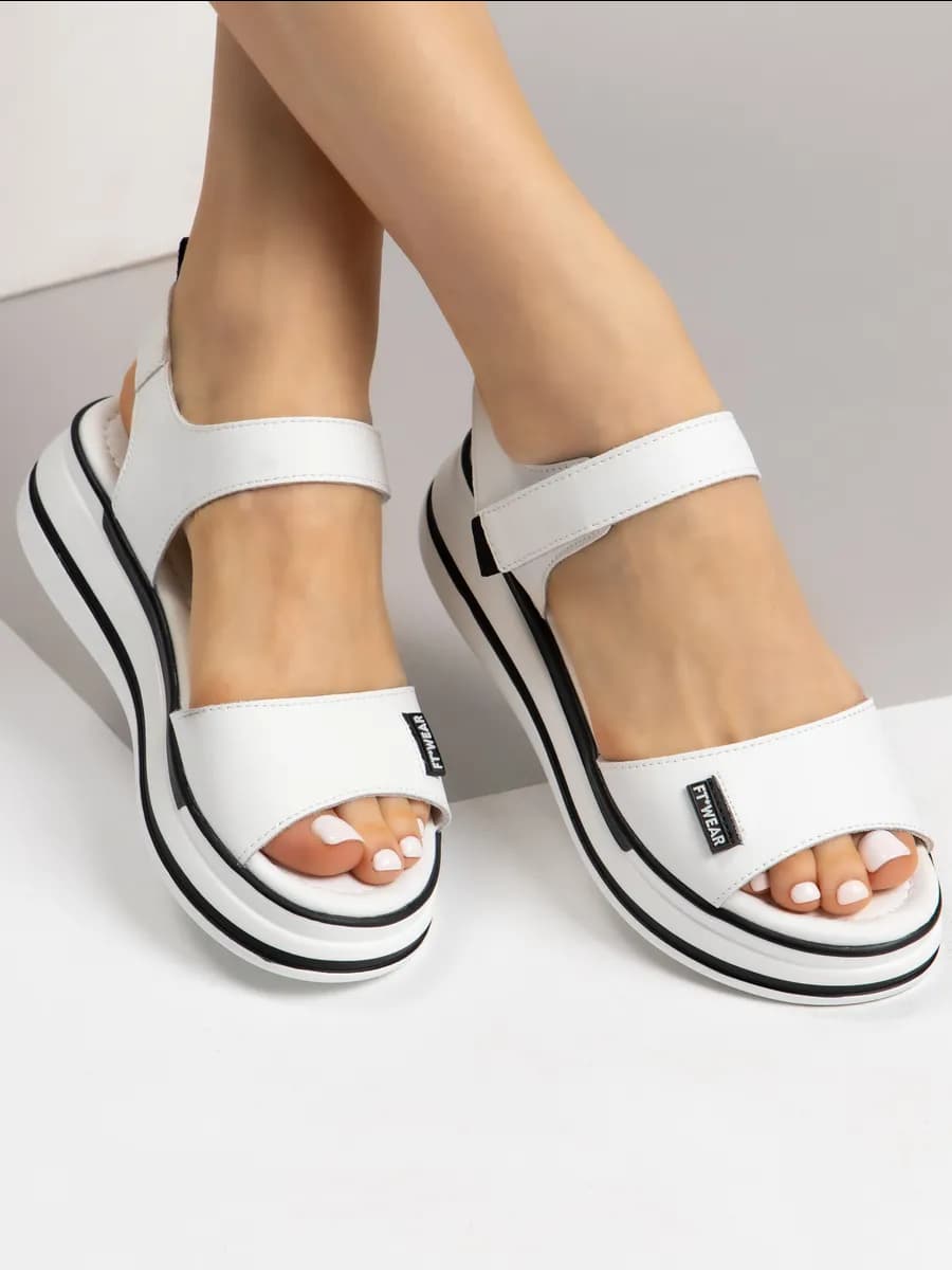 Босоножки женские летние белые