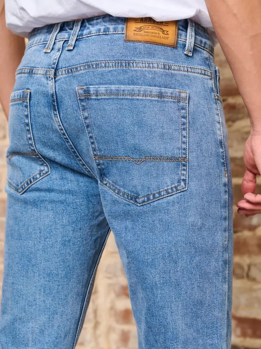 Джинсы прямые классические