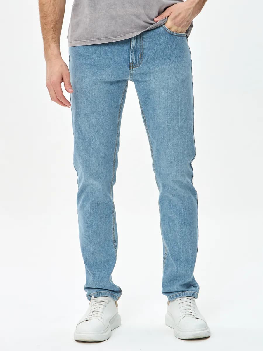 Джинсы классические прямые голубые