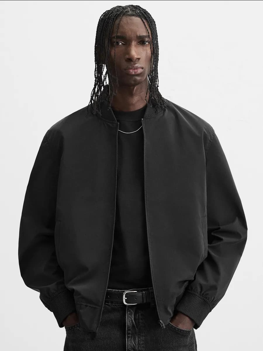 Бомбер на весну ветровка демисезонная