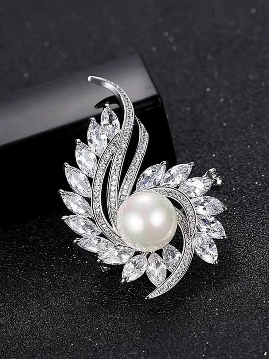 Подарок женщине брошь бижутерия