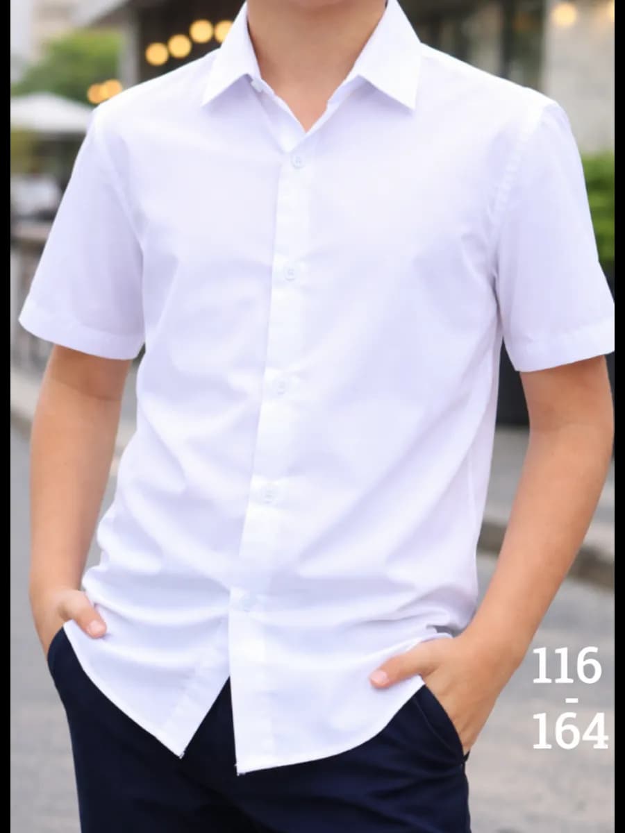 Школьная рубашка с коротким рукавом