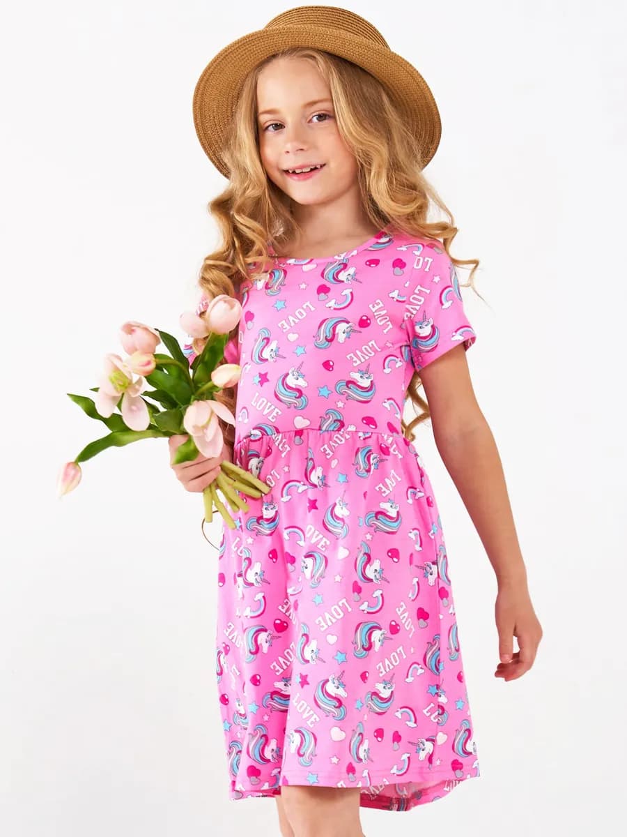 Трикотажное платье для девочки в садик или для дома