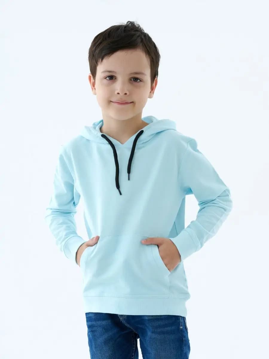 Толстовка с капюшоном и карманами в подарок