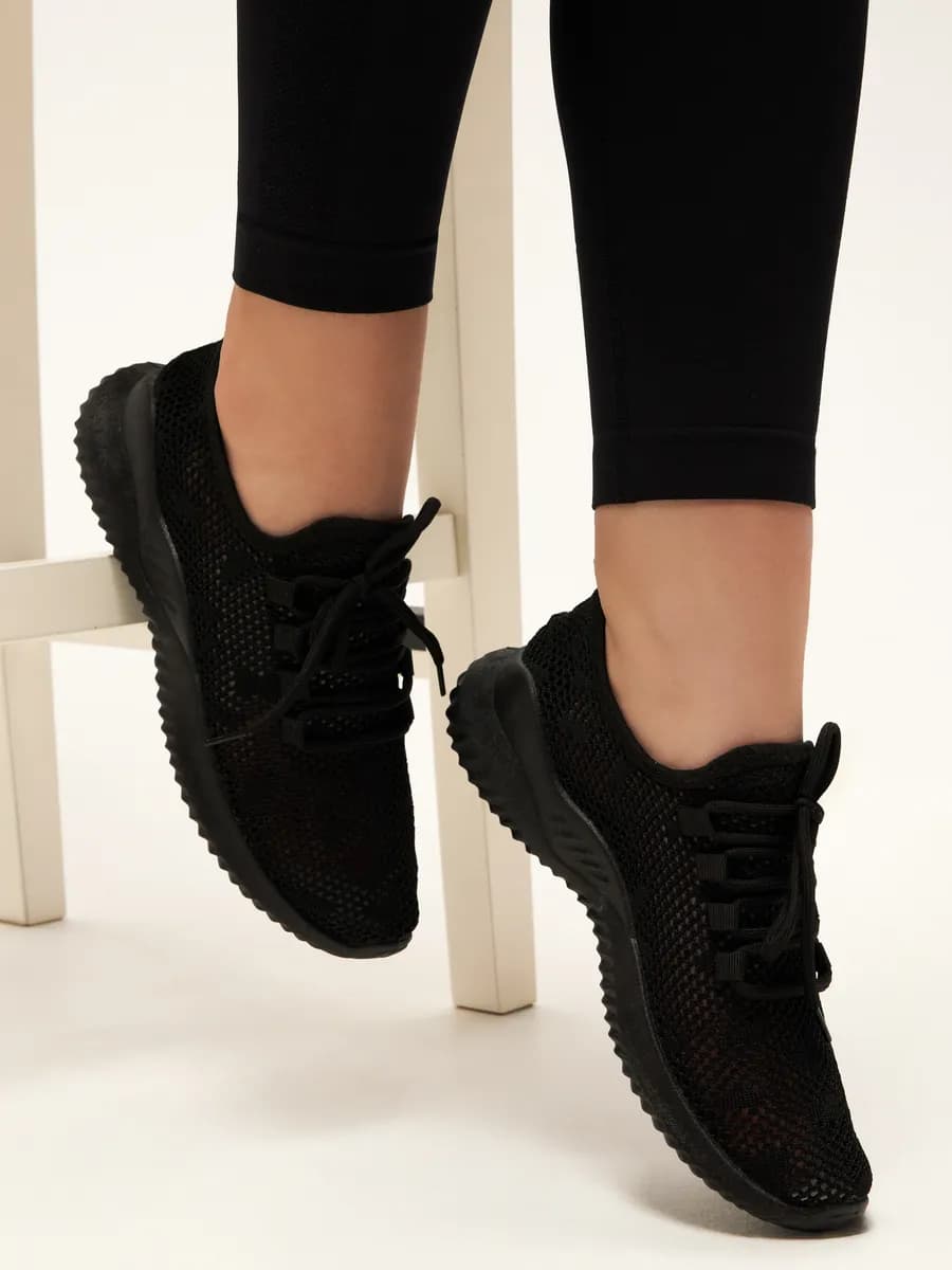 Кроссовки в сетку дышащие летние