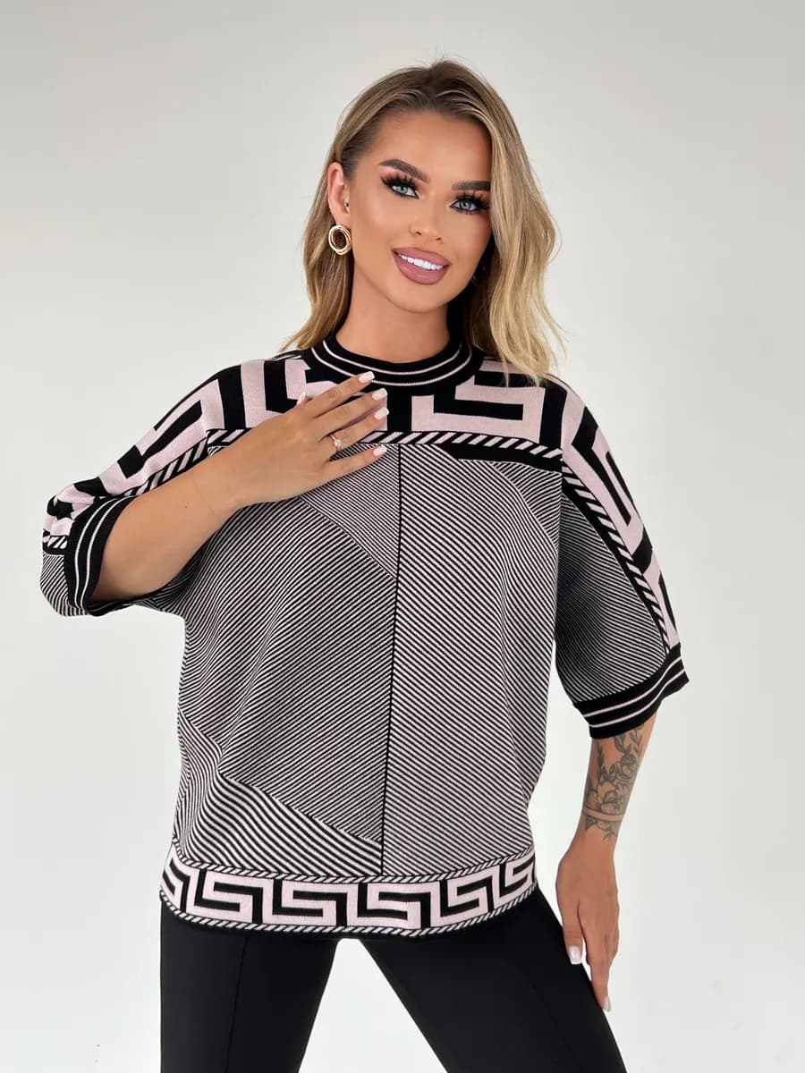 Элегантный джемпер из шерсти