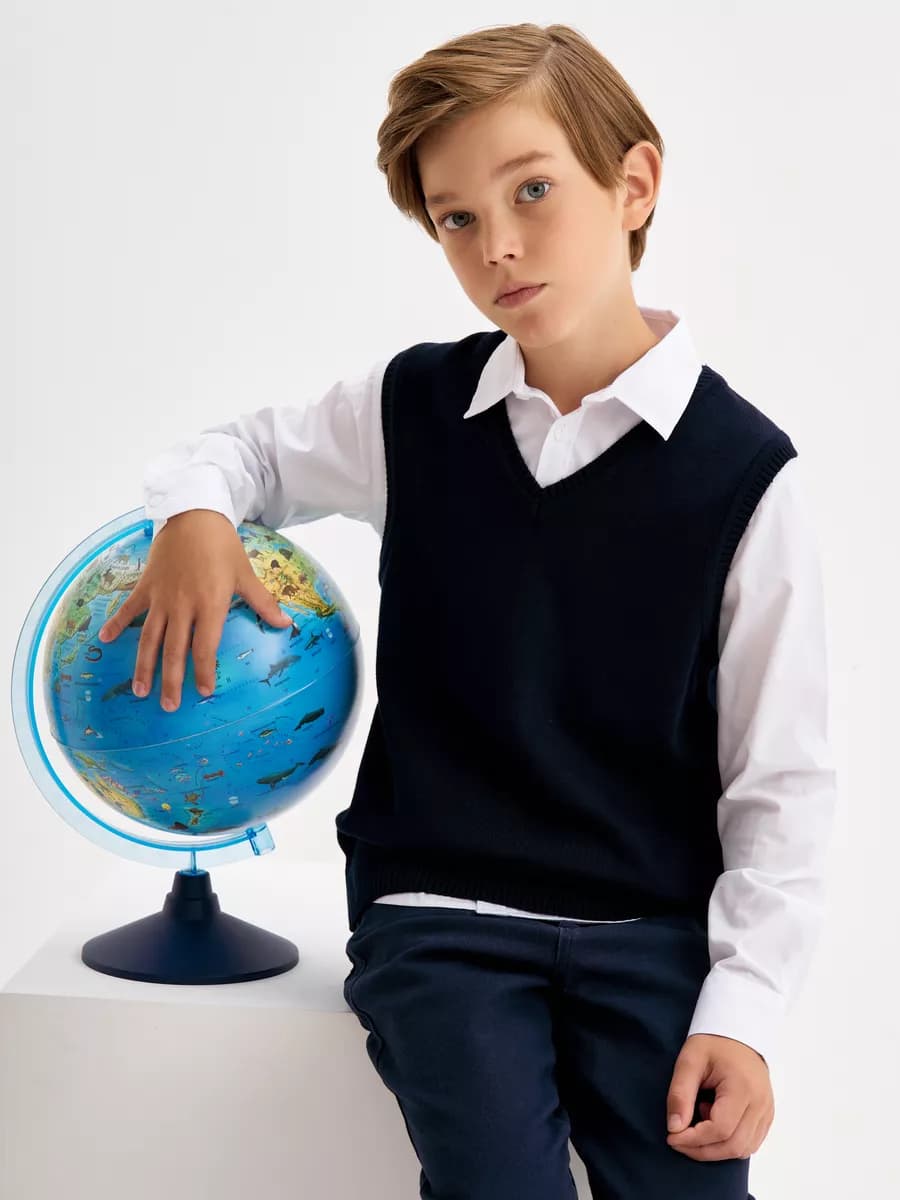 Школьный жилет вязаный теплый