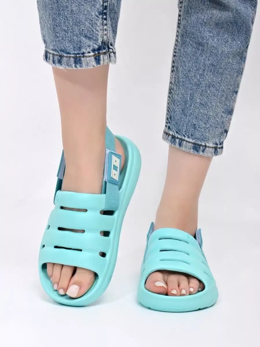 Шлепанцы резиновые пляжные