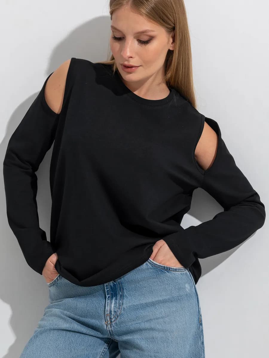 Лонгслив оверсайз с открытыми плечами