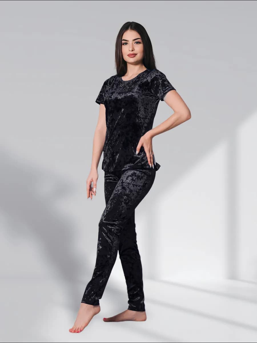 Костюм домашний велюровый с прямыми брюками