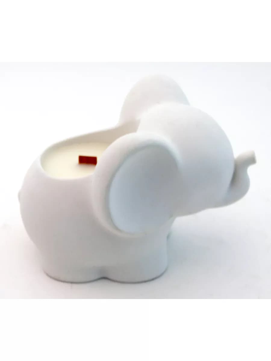 Свеча в подсвечнике из гипса