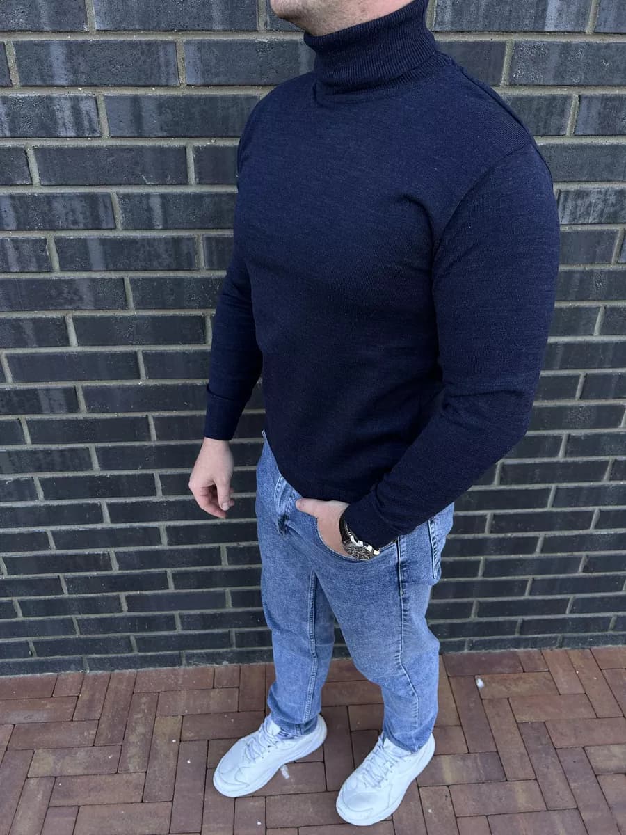 Водолазка однотонная с горлом темно-синий