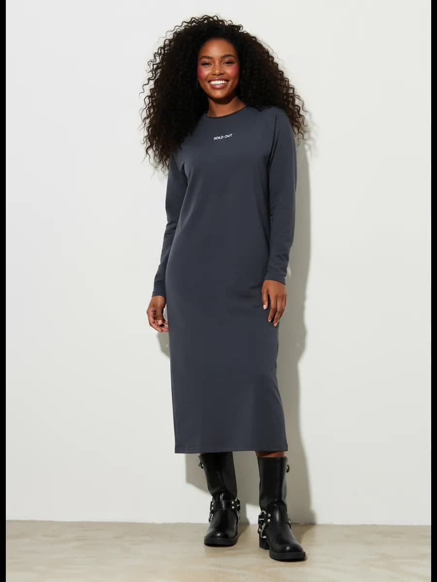 Трикотажное платье миди оверсайз