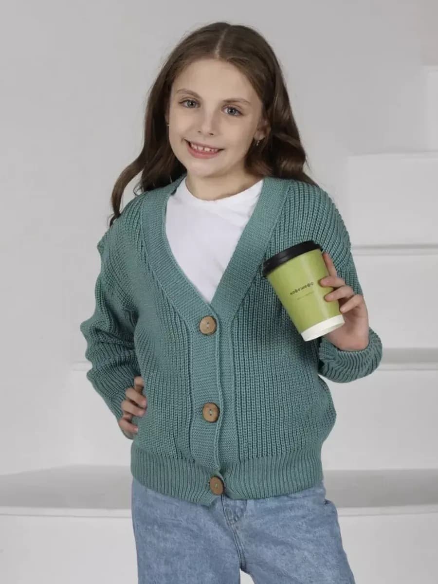 Кардиган на пуговицах школьный