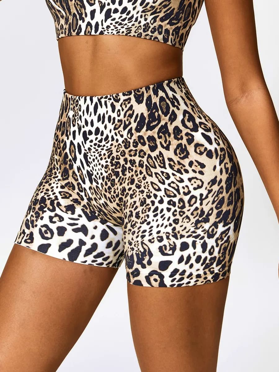 Шорты спортивные велошорты облегающие с эффектом пуш-ап