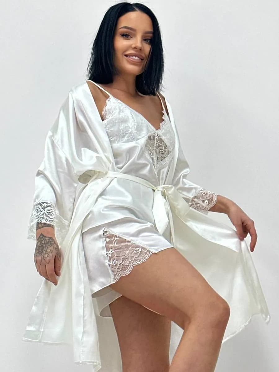 Пижама шелковая с шортами халатом домашняя