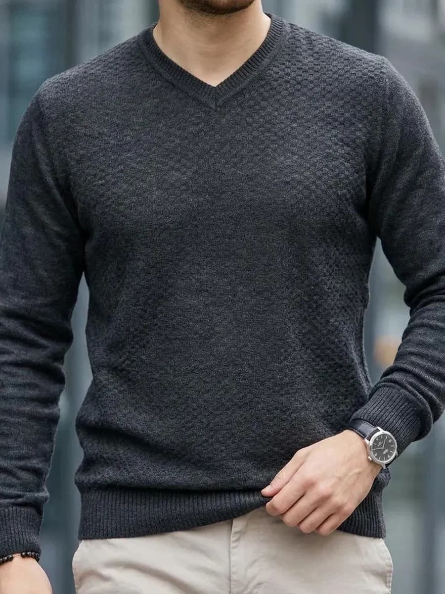 Свитер базовый тонкий без горла