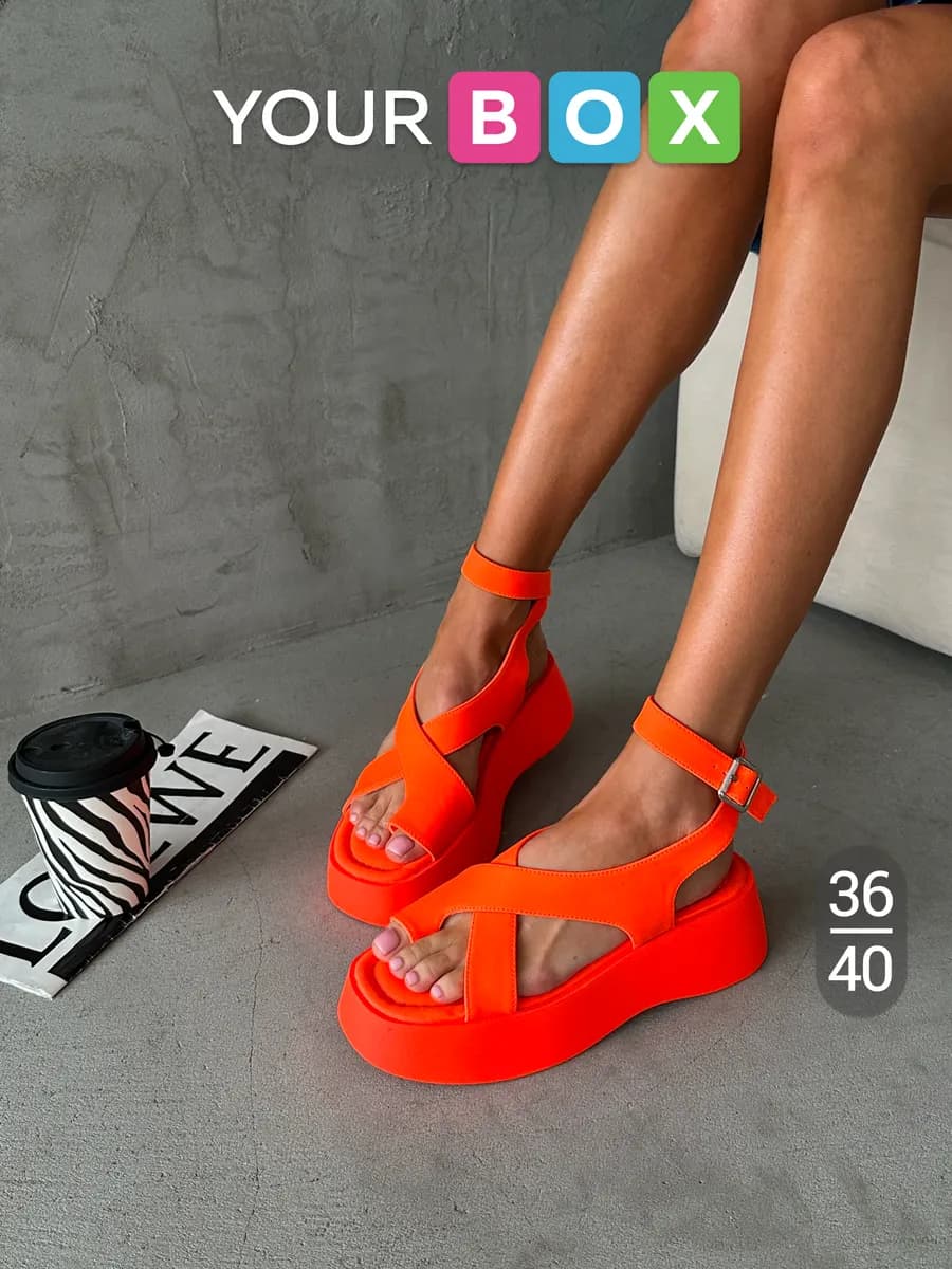 Босоножки на платформе летние