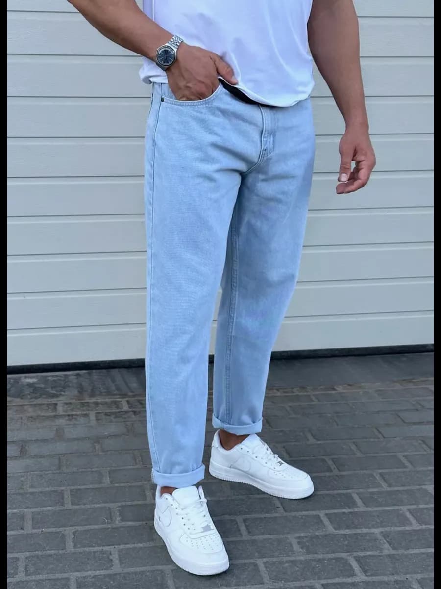 Джинсы бананы зауженные к низу мом