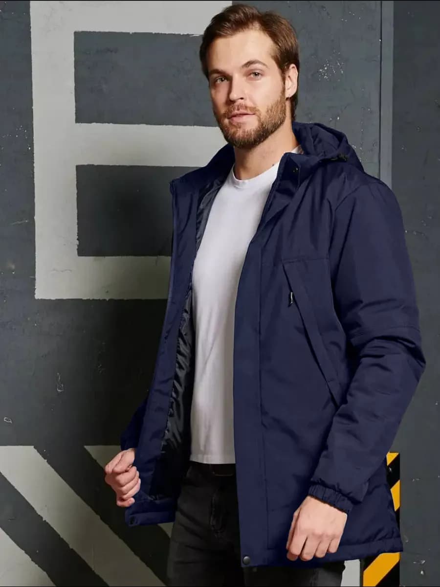 Куртка демисезонная с капюшоном