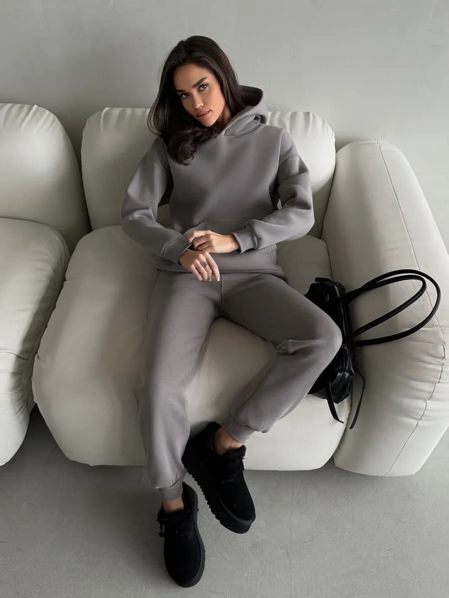 Спортивный костюм теплый с начесом