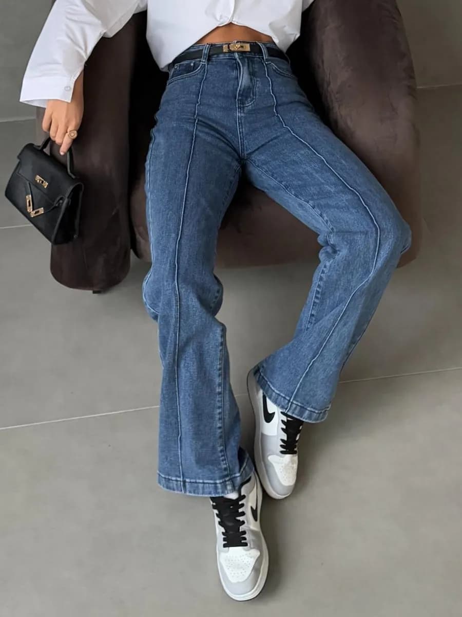 Широкие джинсы прямые с высокой посадкой