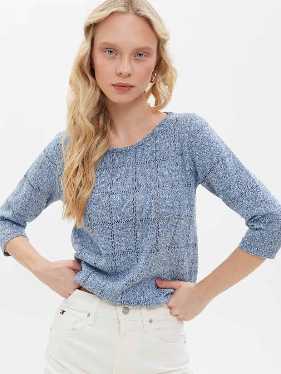 Джемпер вязаный весенний