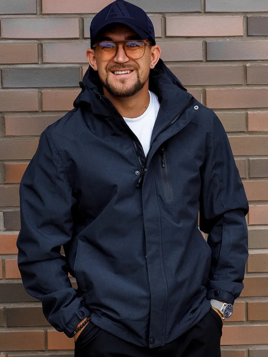 Куртка демисезонная с капюшоном