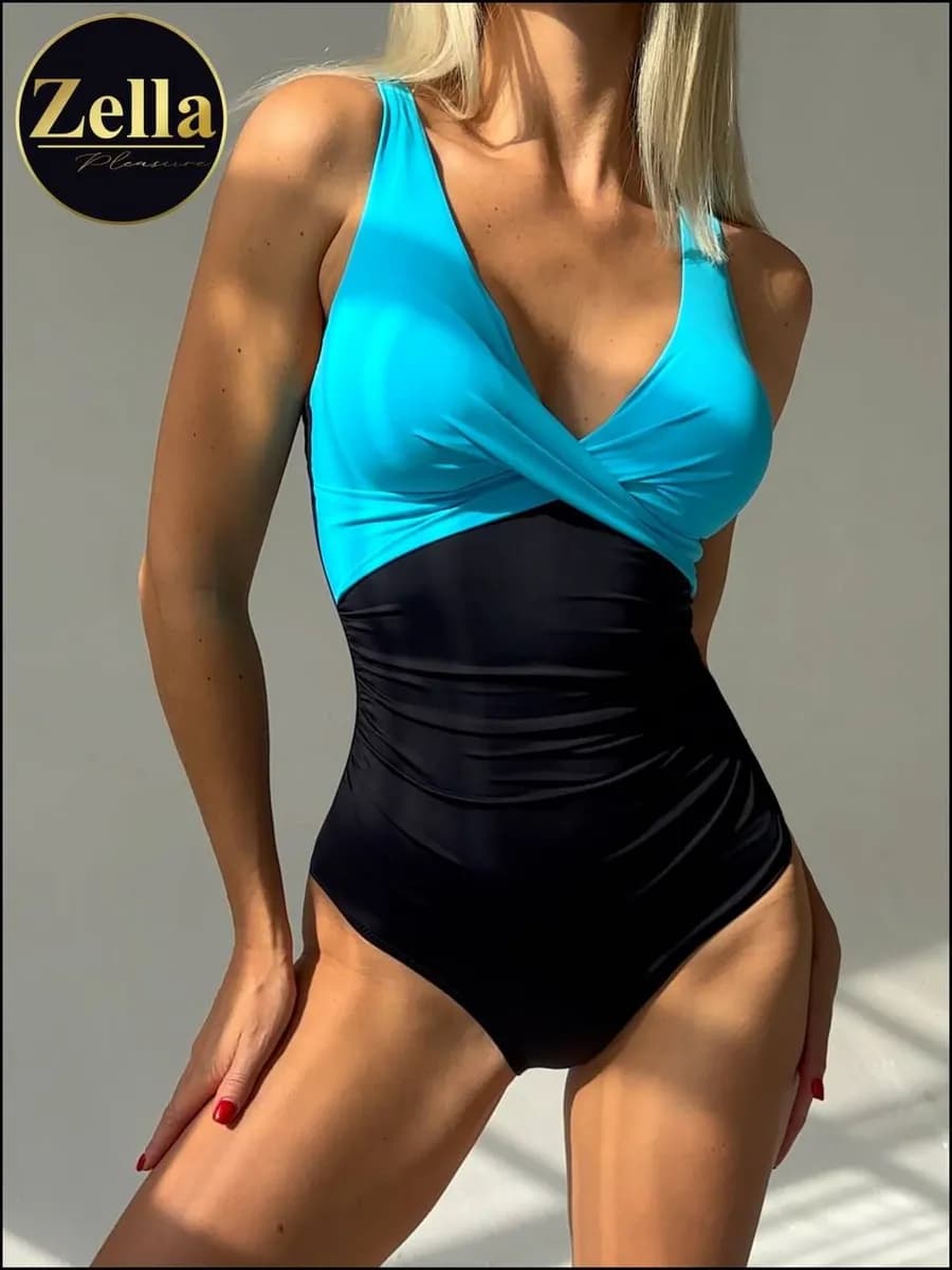 Купальник слитный