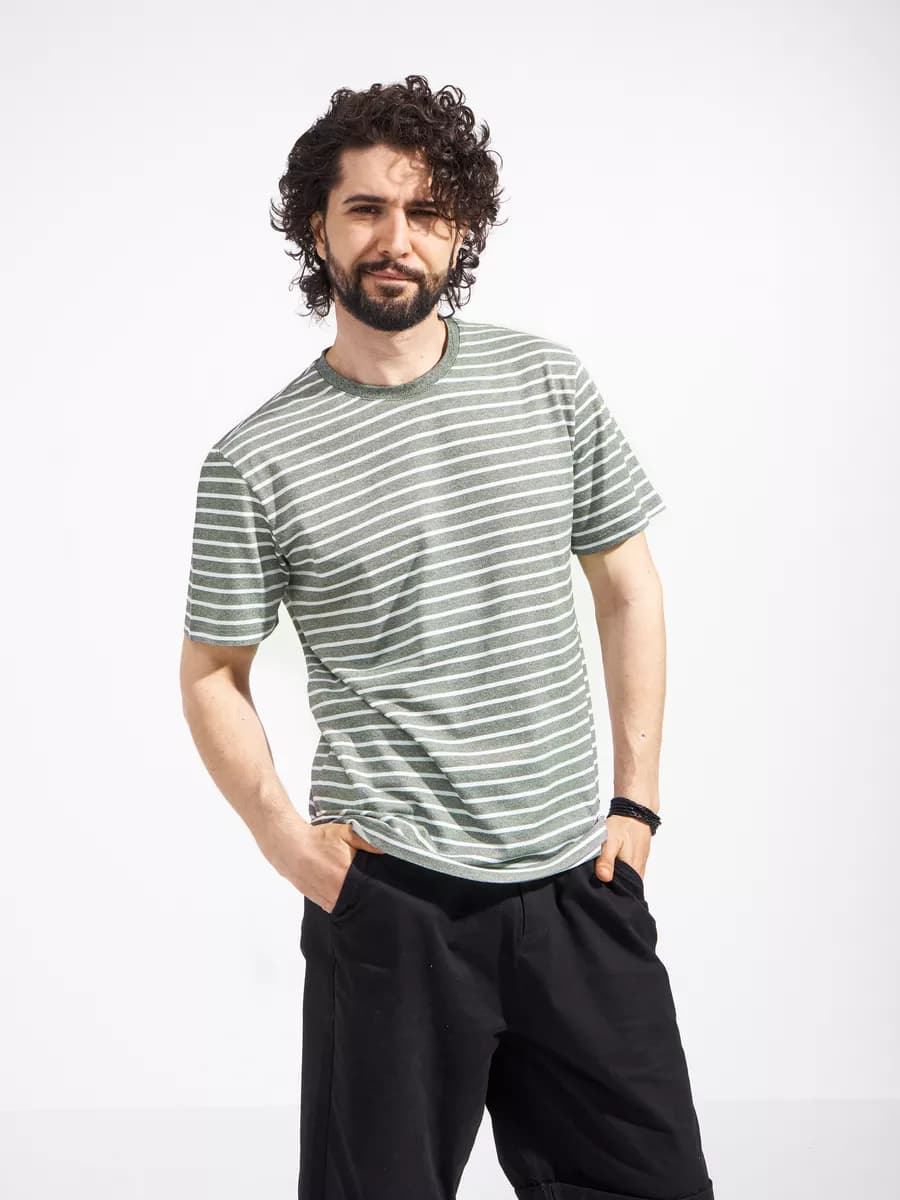 Футболка в полоску