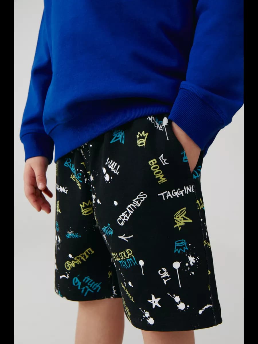 Шорты из футера с карманами