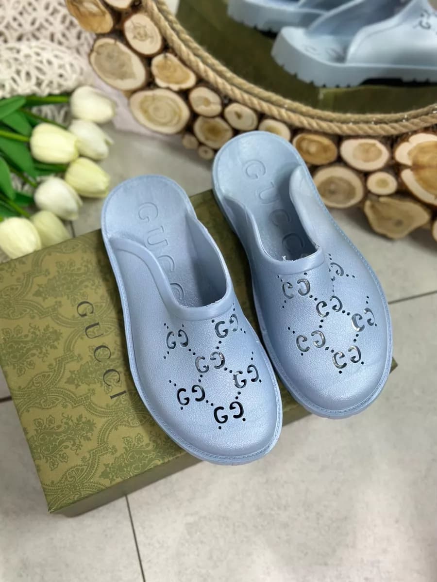 Шлепки тапочки резиновые пляжная обувь