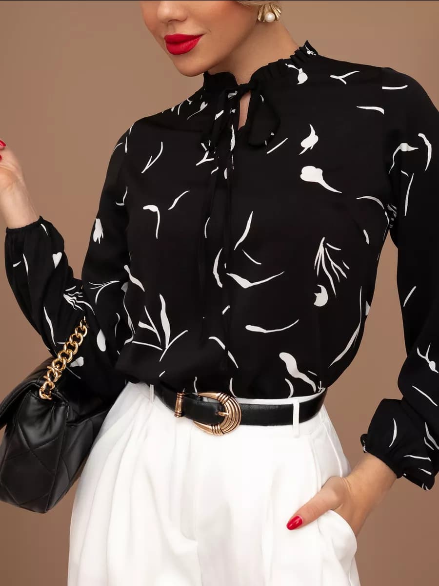 Блузка нарядная офисная стильная