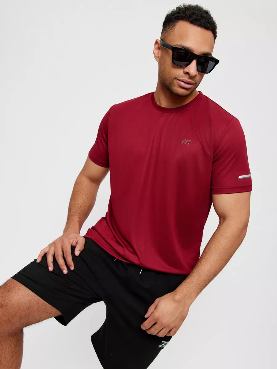 Футболка спортивная