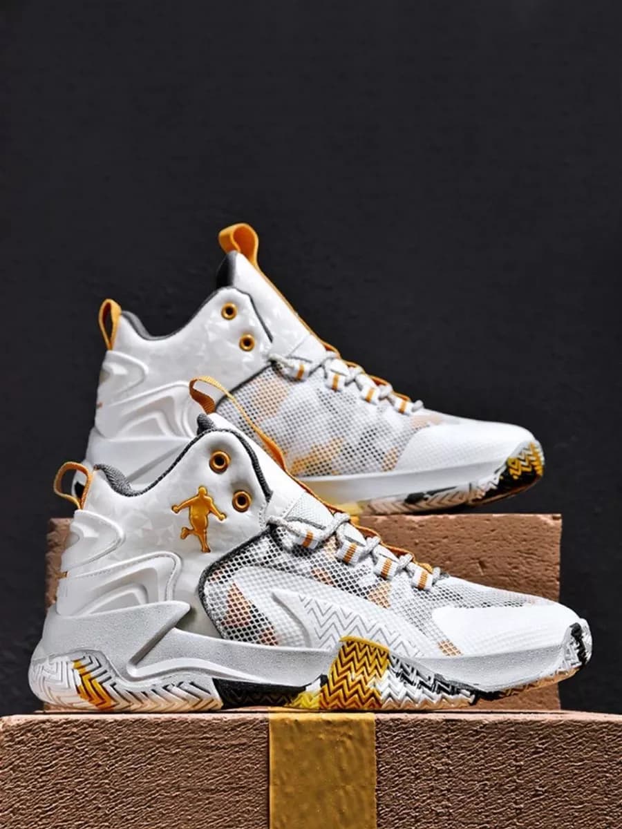 Баскетбольные кроссовки